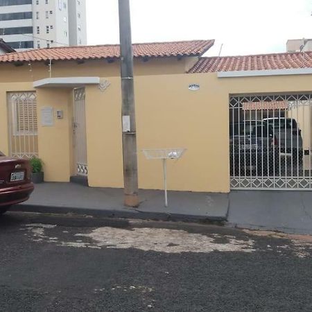 Apartamento Pousada Da Sonia Uberlândia Exterior foto